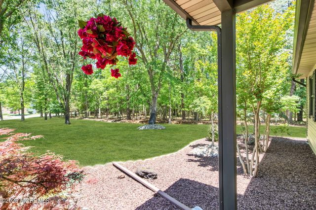 819 Harmony Road, Jackson, NJ 08527