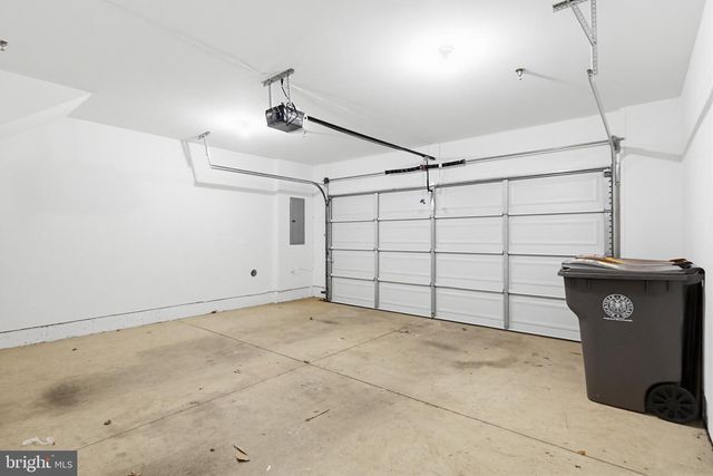 3539 BELLFLOWER LN, Rockville, MD 20852