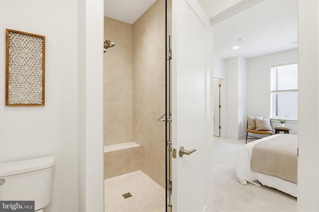 3539 BELLFLOWER LN, Rockville, MD 20852