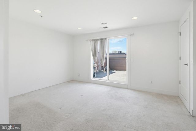 3539 BELLFLOWER LN, Rockville, MD 20852