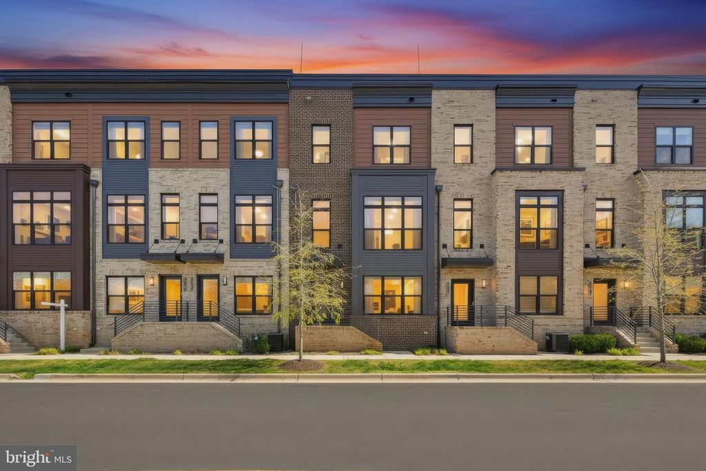 3539 BELLFLOWER LN, Rockville, MD 20852