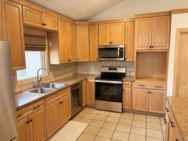 4503 Shiloh Pines Pines SE, Grand Rapids, MI 49546