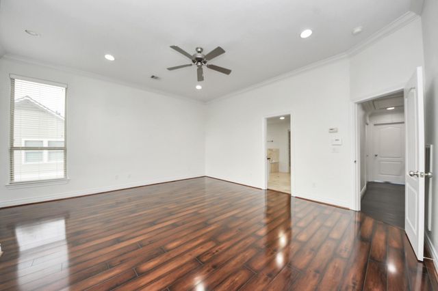 5526 Crooms Street, Houston, TX 77007