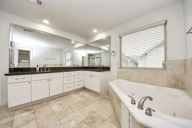 5526 Crooms Street, Houston, TX 77007