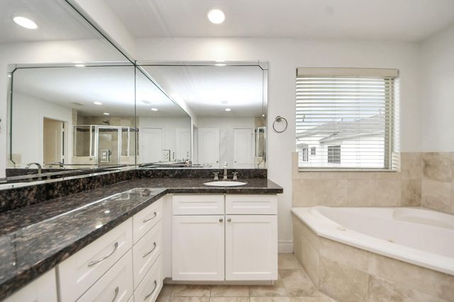 5526 Crooms Street, Houston, TX 77007