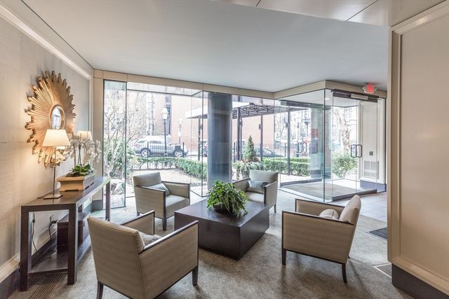 145 Pinckney St 719, Boston, MA 02114