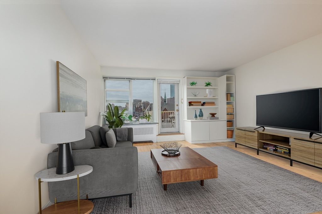 145 Pinckney St 719, Boston, MA 02114