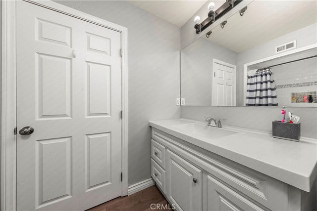 45046 18th W, Lancaster, CA 93534