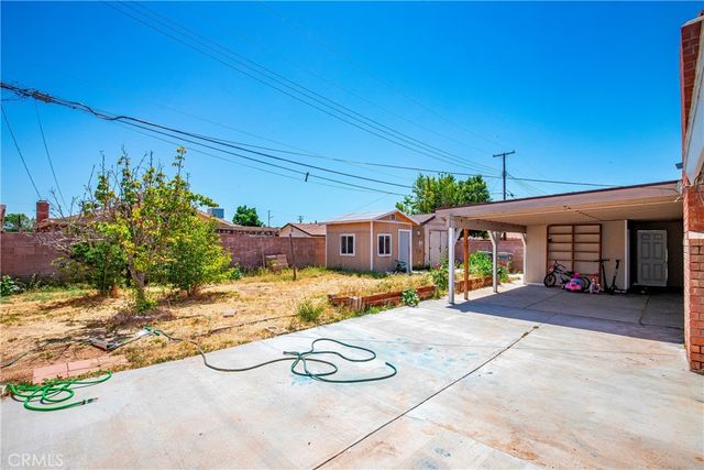 45046 18th W, Lancaster, CA 93534
