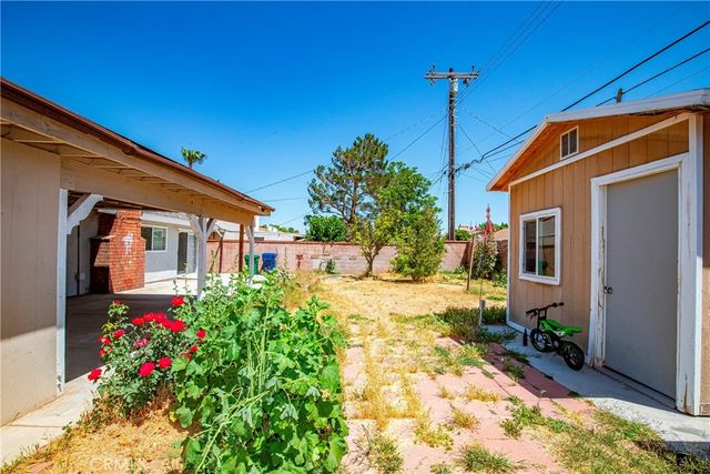 45046 18th W, Lancaster, CA 93534