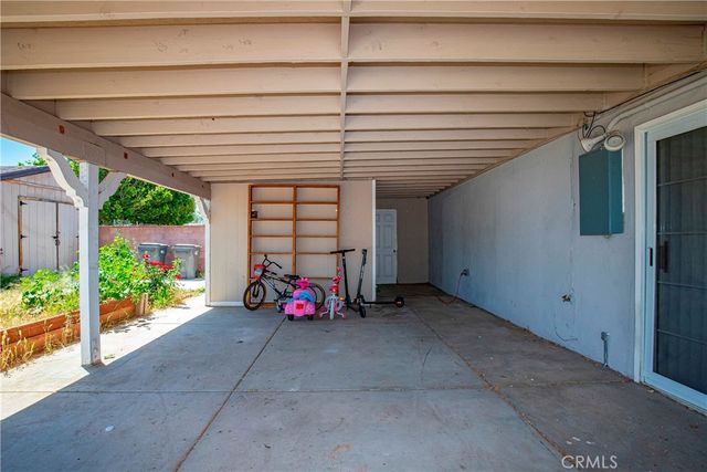 45046 18th W, Lancaster, CA 93534