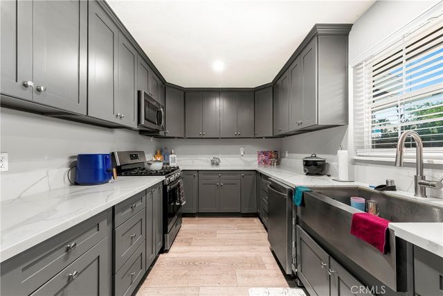 45046 18th W, Lancaster, CA 93534