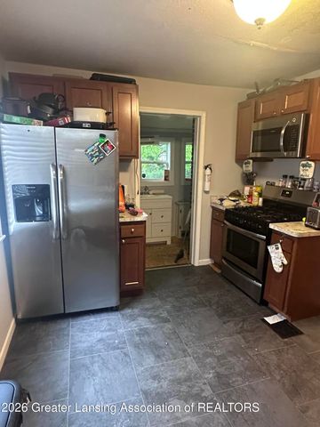 1233 Mechanic Street, Lansing, MI 48912