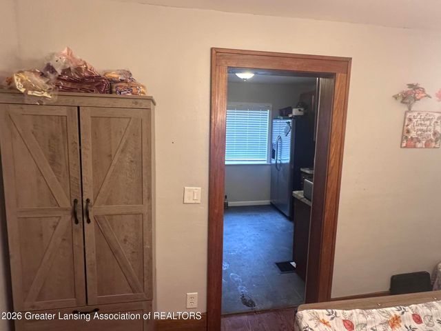 1233 Mechanic Street, Lansing, MI 48912