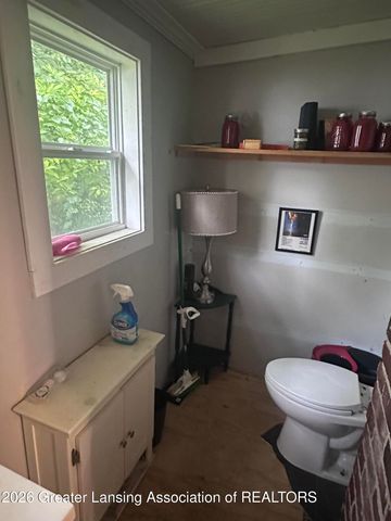 1233 Mechanic Street, Lansing, MI 48912