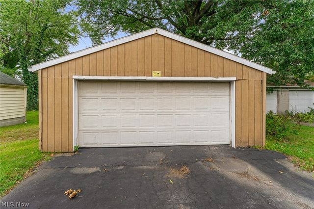 92 Leighton Avenue, Boardman, OH 44512