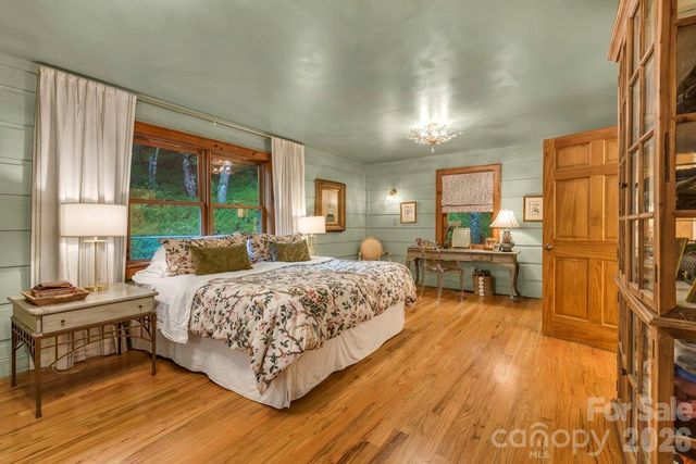 165 Leighway Lane, Banner Elk, NC 28604