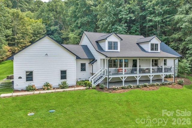 165 Leighway Lane, Banner Elk, NC 28604