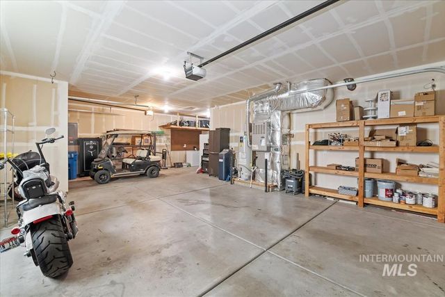 1474 W Bear Track Dr, Meridian, ID 83642