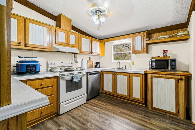 106 Jefferson Street, Livingston, TX 77351