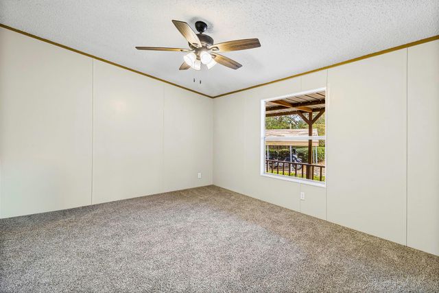 106 Jefferson Street, Livingston, TX 77351