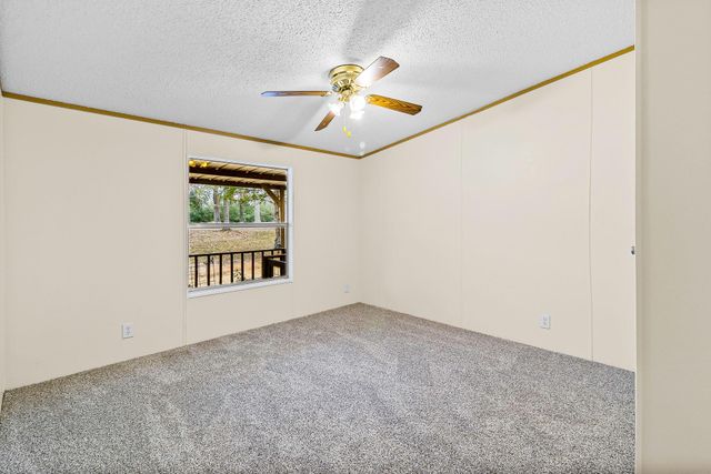 106 Jefferson Street, Livingston, TX 77351