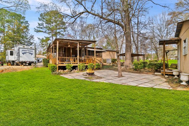 106 Jefferson Street, Livingston, TX 77351