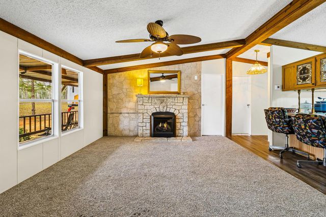 106 Jefferson Street, Livingston, TX 77351