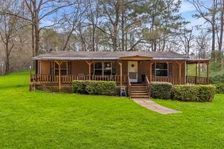 106 Jefferson Street, Livingston, TX 77351