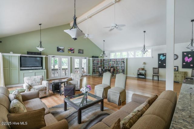 664 Cypress Grove Court SE, Bolivia, NC 28422