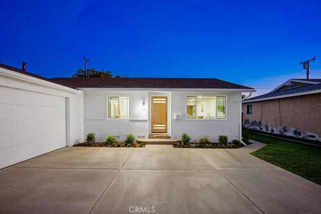 8940 Comet Circle, Westminster, CA 92683