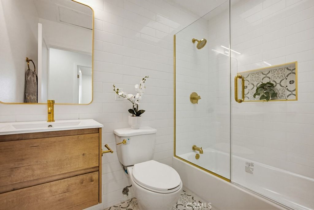 Image 24 of property listing at 8940 Comet Circle, Westminster, CA 92683