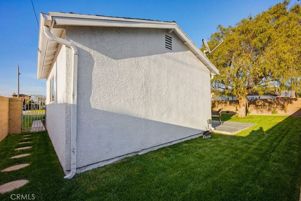 Image 37 of property listing at 8940 Comet Circle, Westminster, CA 92683