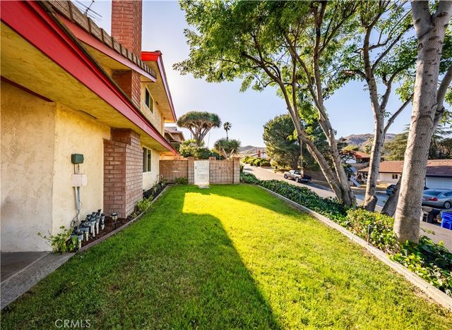 5425 Golden West, Riverside, CA 92509