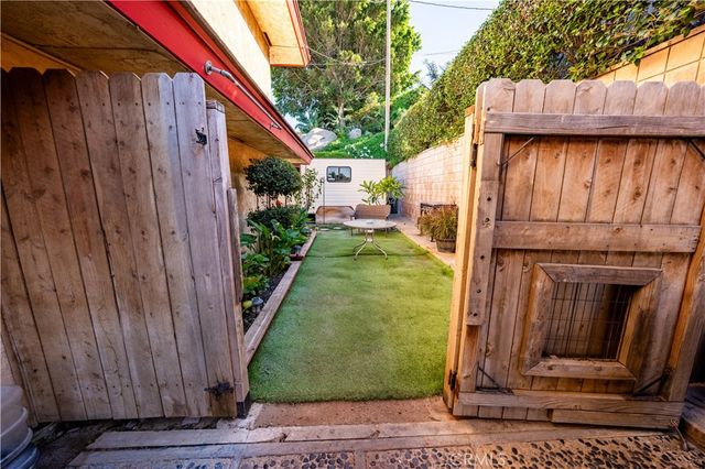5425 Golden West, Riverside, CA 92509