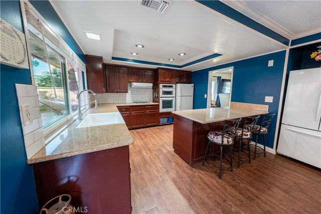 5425 Golden West, Riverside, CA 92509