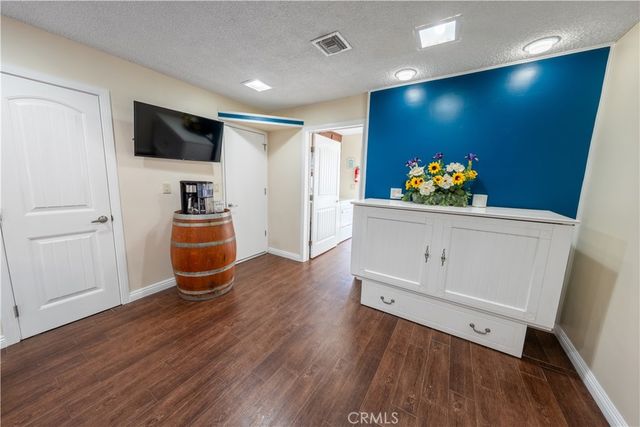 5425 Golden West, Riverside, CA 92509