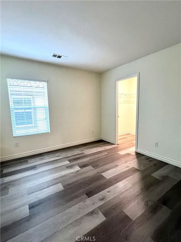 6077 Rosewood Way, Eastvale, CA 92880