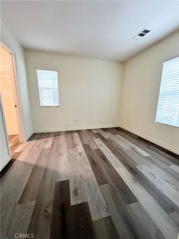 6077 Rosewood Way, Eastvale, CA 92880