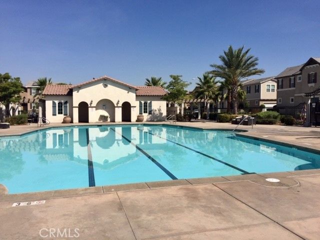 6077 Rosewood Way, Eastvale, CA 92880