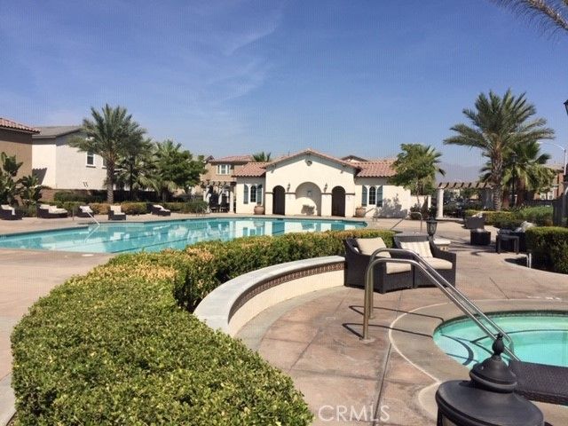 6077 Rosewood Way, Eastvale, CA 92880