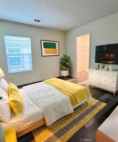 6077 Rosewood Way, Eastvale, CA 92880