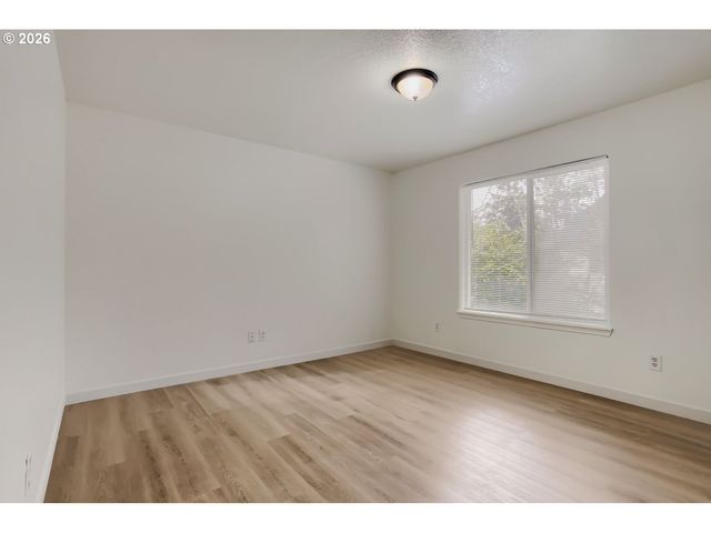 2930 Se 125TH Ave, Portland, OR 97236