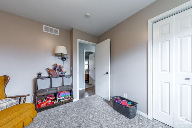 838 Dondee Drive, Manhattan, KS 66502