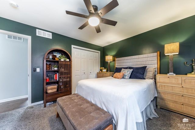 838 Dondee Drive, Manhattan, KS 66502