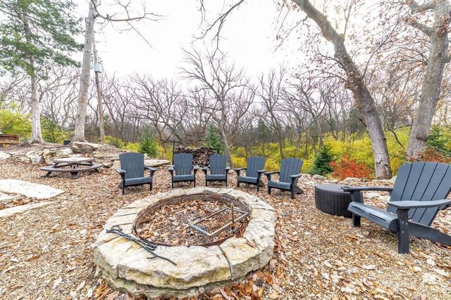 838 Dondee Drive, Manhattan, KS 66502