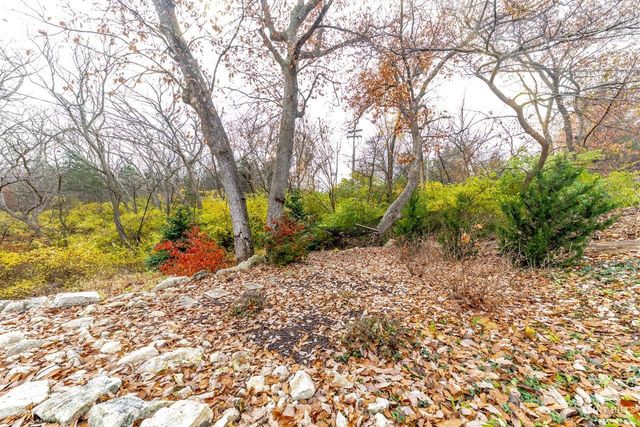 838 Dondee Drive, Manhattan, KS 66502