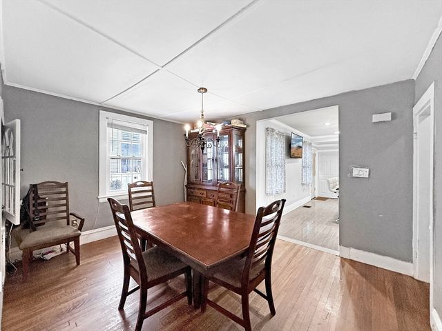 6 Nichols St, Lynn, MA 01902