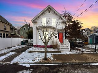 6 Nichols St, Lynn, MA 01902