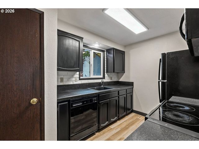 11140 Sw 95TH Ave, Portland, OR 97223